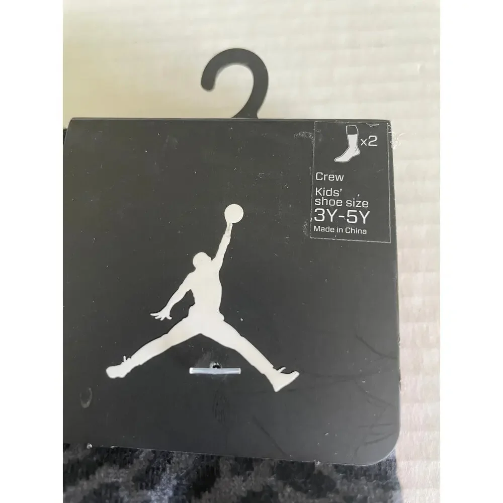 2 PAIR KIDS NIKE JORDAN ATHLETIC CREW SOCKS SIZE 3-5 NEW